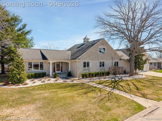 38008 Seaway Court, Harrison Twp, MI 48045