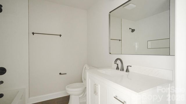 501 &503 Granby Circle, Charlotte, NC 28217