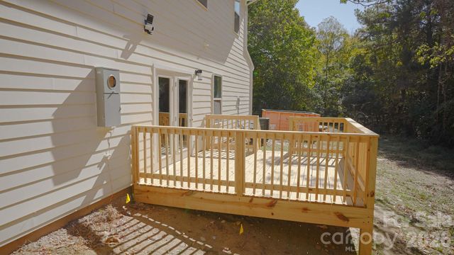 501 &503 Granby Circle, Charlotte, NC 28217