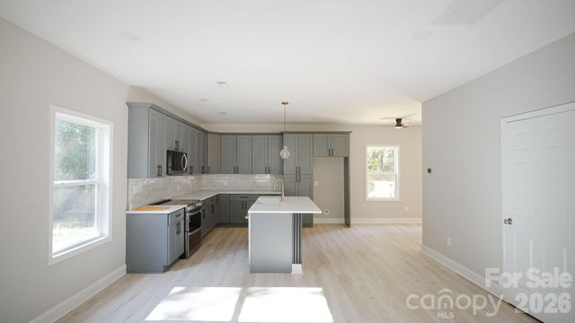 501 &503 Granby Circle, Charlotte, NC 28217