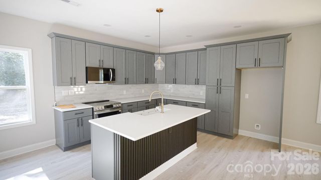 501 &503 Granby Circle, Charlotte, NC 28217