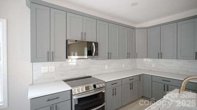 501 &503 Granby Circle, Charlotte, NC 28217