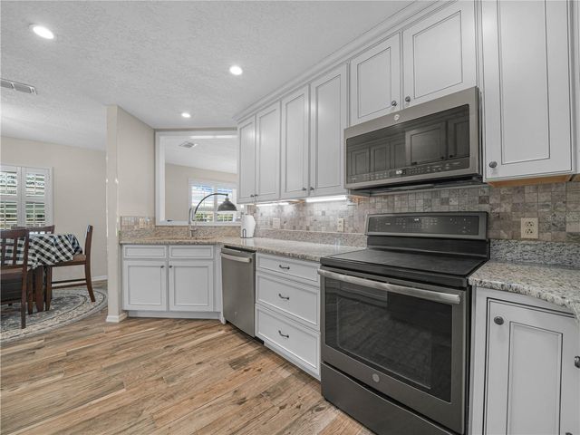 6093 SEAGULL LANE, Lakeland, FL 33809