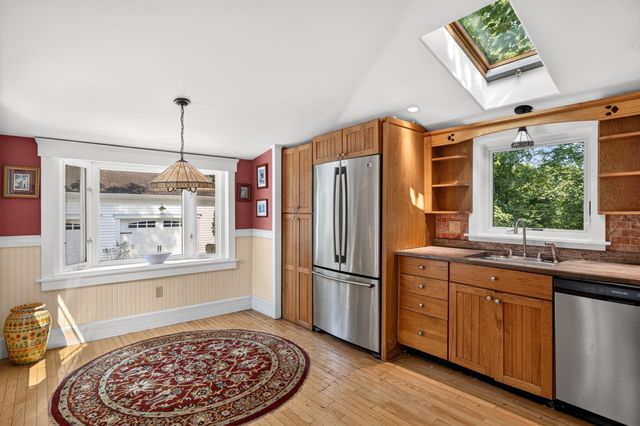 658 Main Street, Harwich, MA 02645
