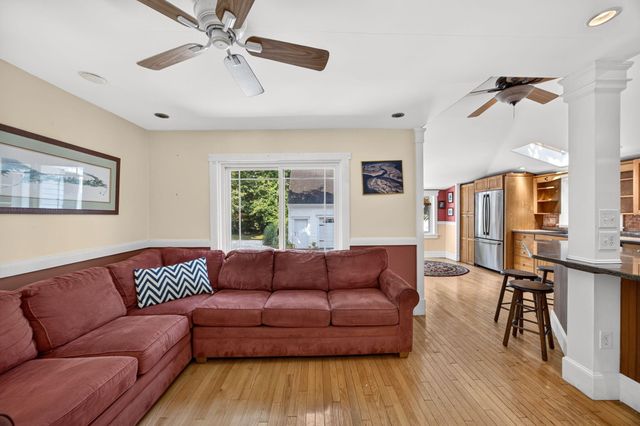 658 Main Street, Harwich, MA 02645