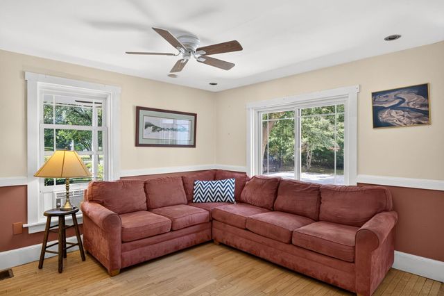 658 Main Street, Harwich, MA 02645