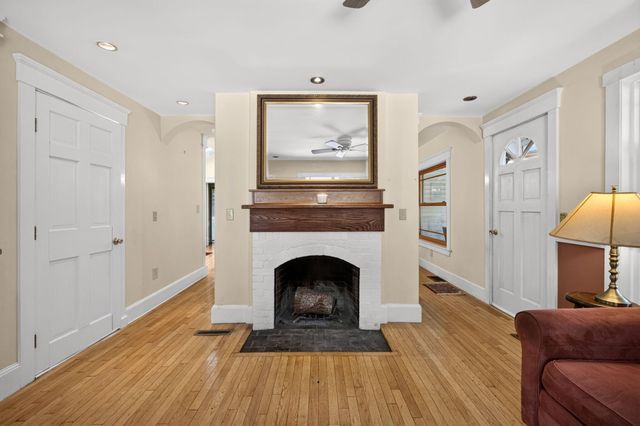 658 Main Street, Harwich, MA 02645