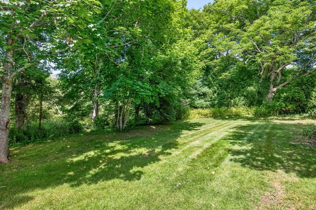 658 Main Street, Harwich, MA 02645