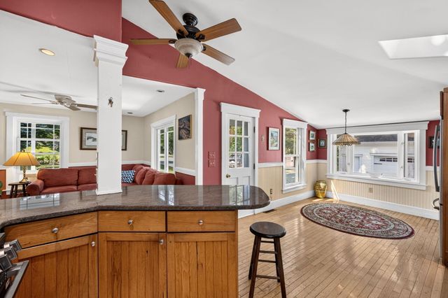 658 Main Street, Harwich, MA 02645
