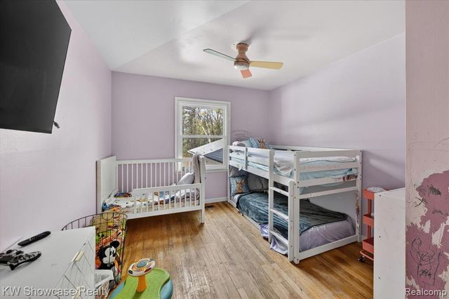 3201 S. Duck Lake Road, Highland, MI 48356