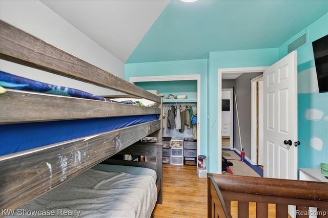 3201 S. Duck Lake Road, Highland, MI 48356