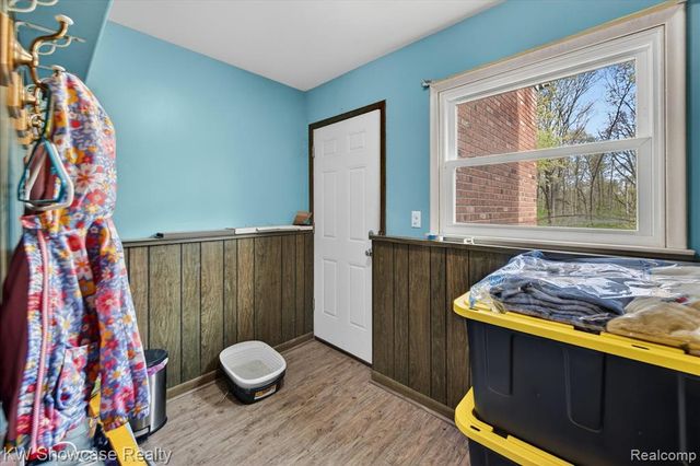 3201 S. Duck Lake Road, Highland, MI 48356