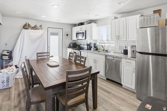 3306 N FAIRFIELD RD, Layton, UT 84041