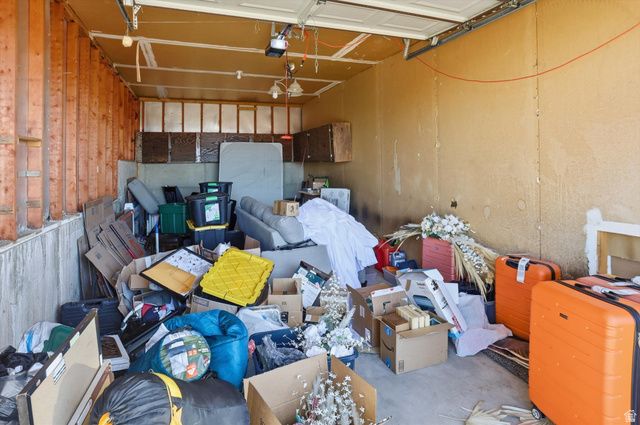 3306 N FAIRFIELD RD, Layton, UT 84041