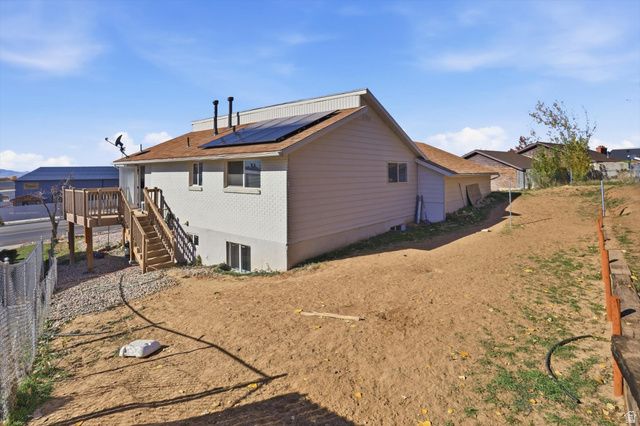 3306 N FAIRFIELD RD, Layton, UT 84041