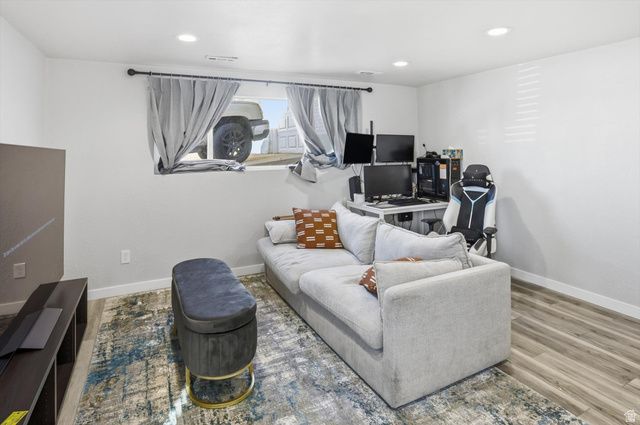 3306 N FAIRFIELD RD, Layton, UT 84041