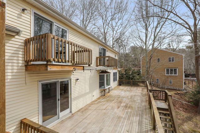 75 Edgewater Road, Mashpee, MA 02649