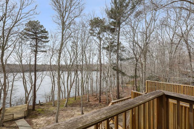 75 Edgewater Road, Mashpee, MA 02649