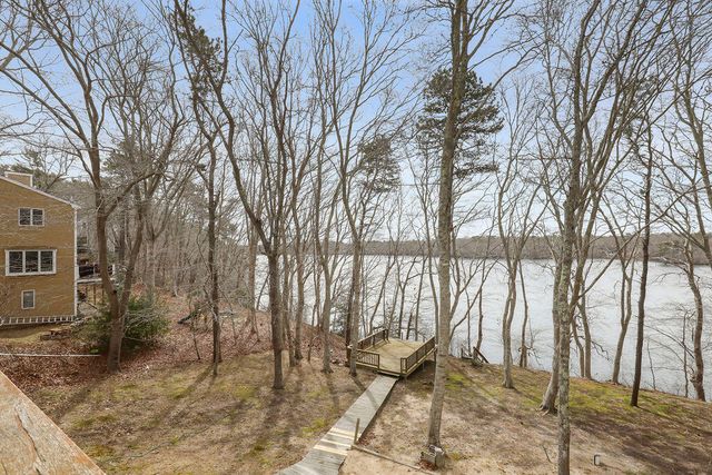 75 Edgewater Road, Mashpee, MA 02649