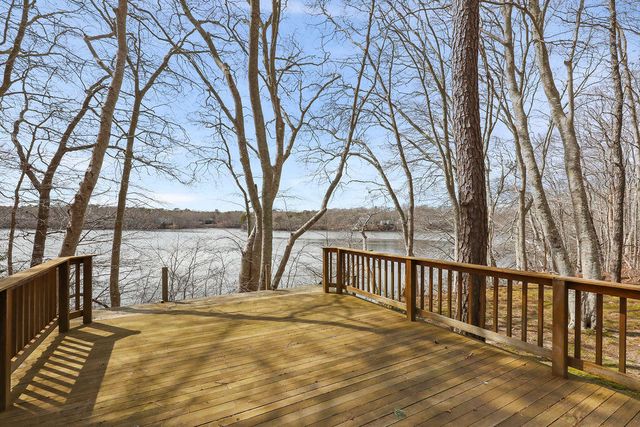 75 Edgewater Road, Mashpee, MA 02649