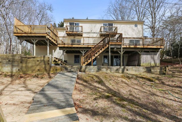 75 Edgewater Road, Mashpee, MA 02649