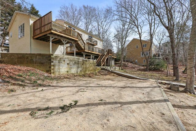 75 Edgewater Road, Mashpee, MA 02649