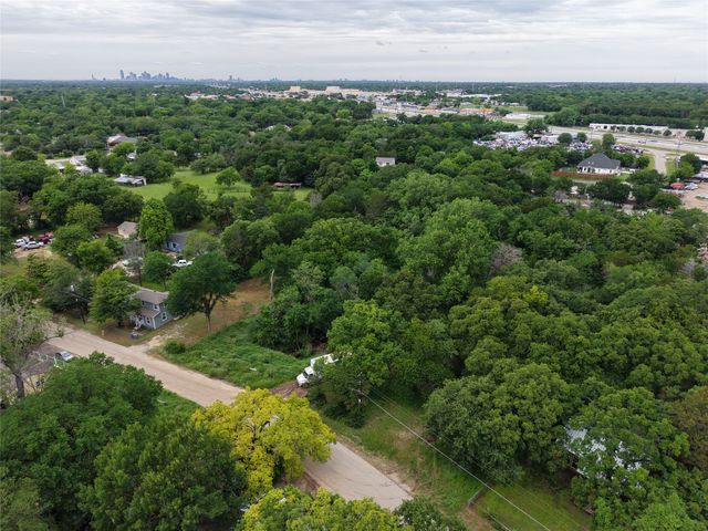 8357 Kingsfield, Dallas, TX 75217