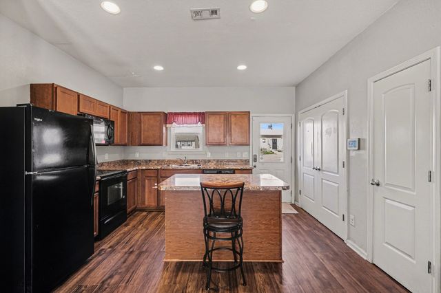 361 David Bolin Dr, La Vergne, TN 37086