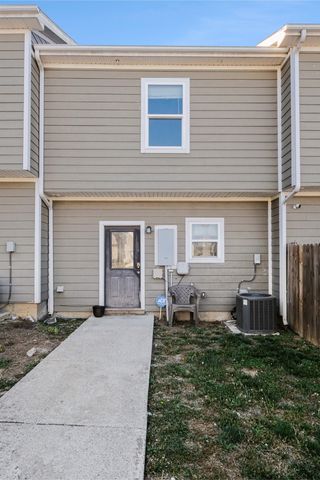 361 David Bolin Dr, La Vergne, TN 37086