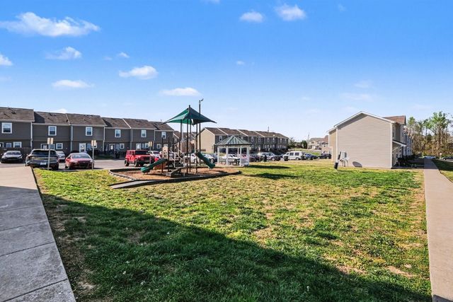 361 David Bolin Dr, La Vergne, TN 37086