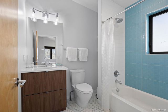 2801 Stuart Street, Denver, CO 80212