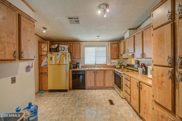 2844 E ORAIBI Drive, Phoenix, AZ 85050