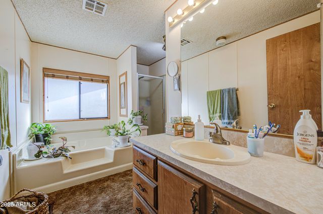 2844 E ORAIBI Drive, Phoenix, AZ 85050