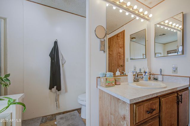 2844 E ORAIBI Drive, Phoenix, AZ 85050