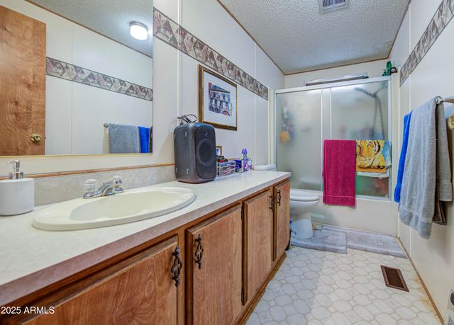 2844 E ORAIBI Drive, Phoenix, AZ 85050