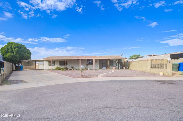 2844 E ORAIBI Drive, Phoenix, AZ 85050