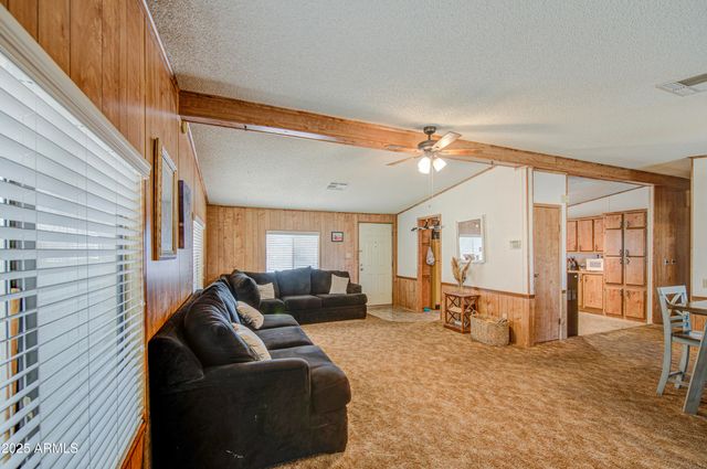 2844 E ORAIBI Drive, Phoenix, AZ 85050