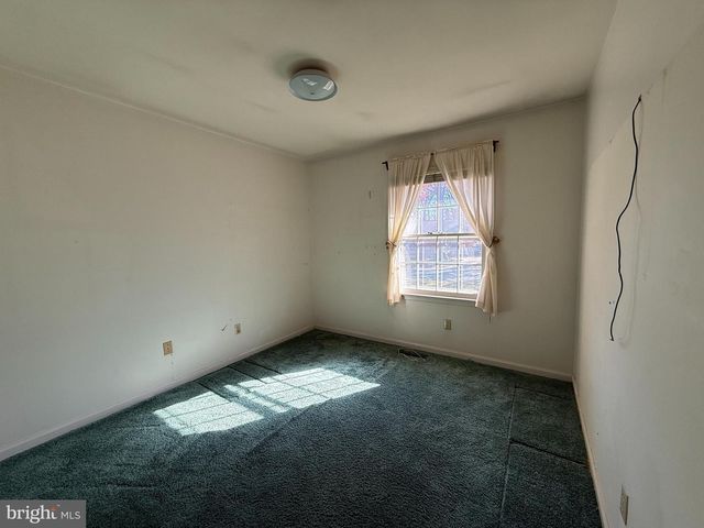 309 LAUREL AVE, Fredericksburg, VA 22408