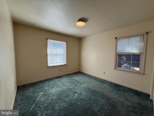 309 LAUREL AVE, Fredericksburg, VA 22408