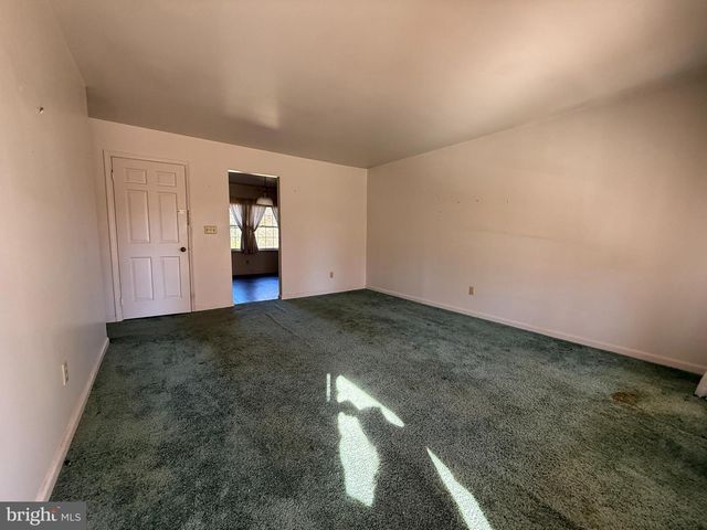 309 LAUREL AVE, Fredericksburg, VA 22408