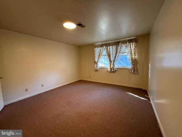 309 LAUREL AVE, Fredericksburg, VA 22408