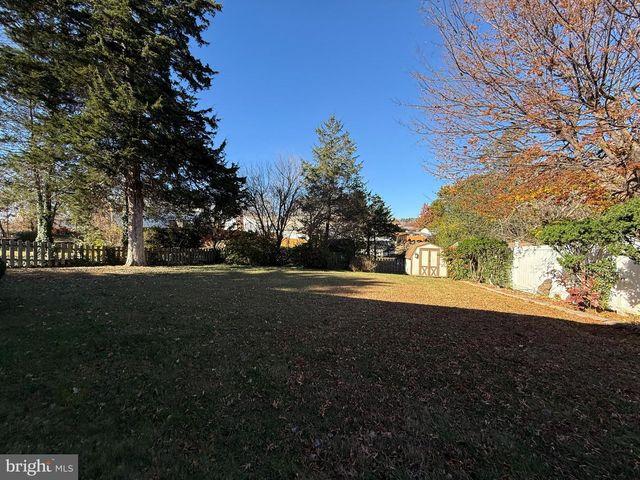 309 LAUREL AVE, Fredericksburg, VA 22408