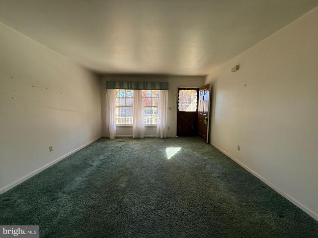 309 LAUREL AVE, Fredericksburg, VA 22408