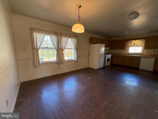 309 LAUREL AVE, Fredericksburg, VA 22408