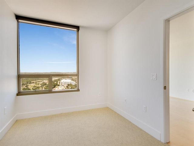 300 Bowie ST 2504, Austin, TX 78703