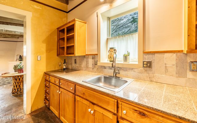 612 S Convent Avenue, Tucson, AZ 85701