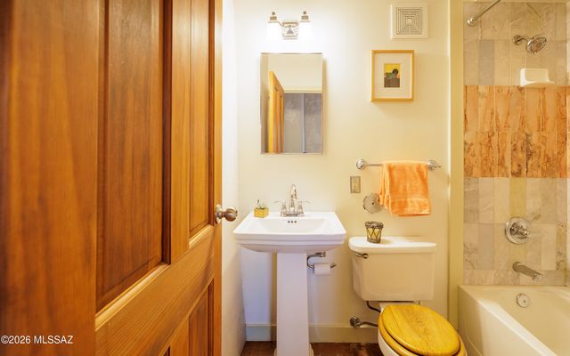 612 S Convent Avenue, Tucson, AZ 85701