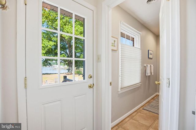 20535 GOLDEN THOMPSON RD, Avenue, MD 20609