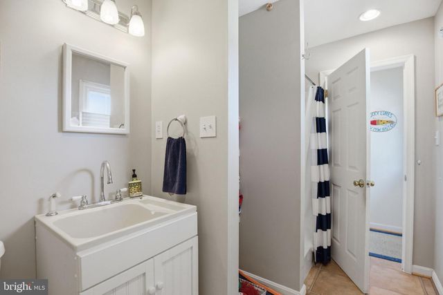 20535 GOLDEN THOMPSON RD, Avenue, MD 20609