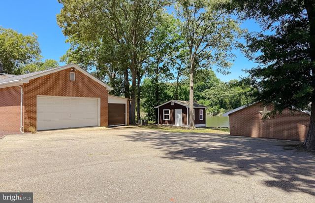 20535 GOLDEN THOMPSON RD, Avenue, MD 20609